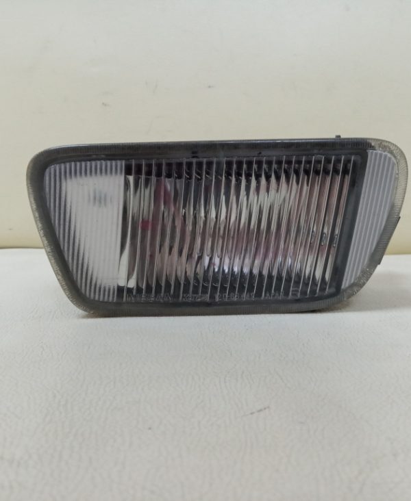 фара противотуманная передний правый NISSAN CEFIRO 2, A32 ( НИССАН / ЦЕФИРО / МАКСИМА / MAXIMA )