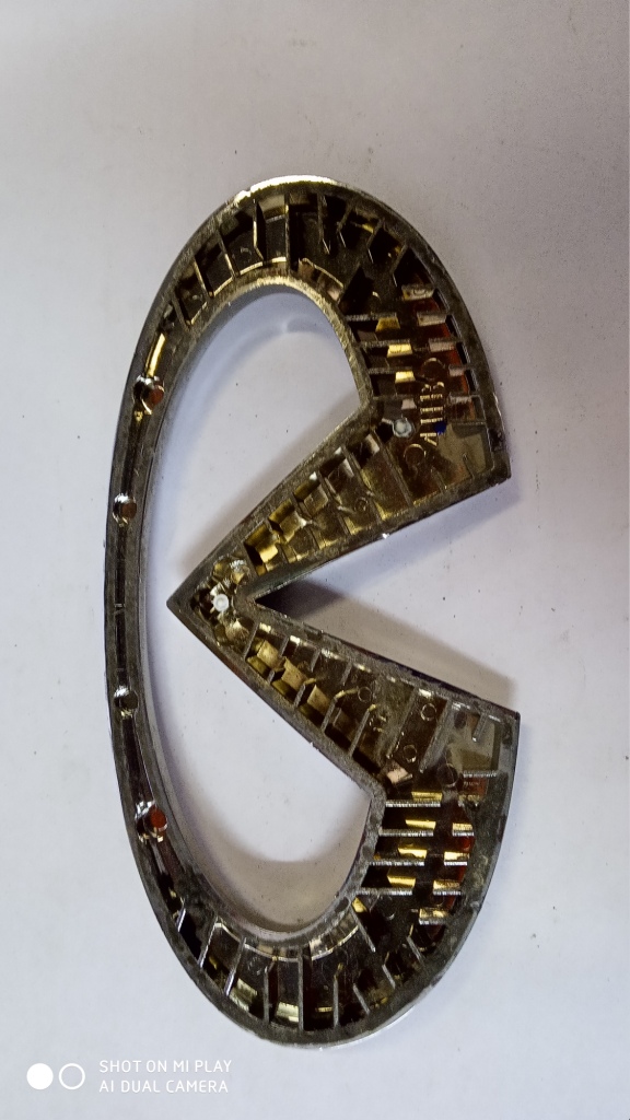 эмблема Infiniti - Image 2