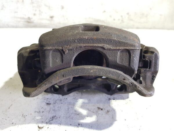 суппорт передний правый NISSAN AVENIR 2, W11 ( НИССАН / АВЕНИР / ЕКСПЕРТ / EXPERT ) - Image 4