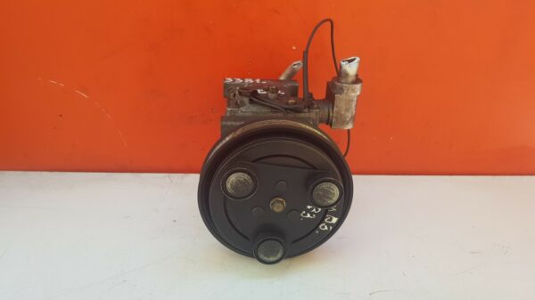 компрессор кондиционера MAZDA DEMIO 1, DW3W ( МАЗДА / 2 / ДВА / ДЕМИО / DEMIO ) - Image 2