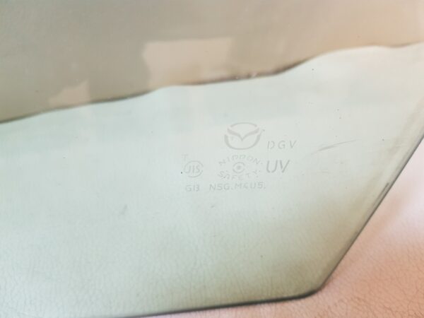 стекло двери переднее левое MAZDA MPV 3, LY3P ( МАЗДА / МПВ ) - Image 2