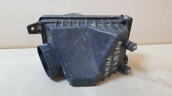 корпус воздушного фильтра NISSAN AVENIR 2, RNW11 ( НИССАН / АВЕНИР / ЕКСПЕРТ / EXPERT ) - Image 3