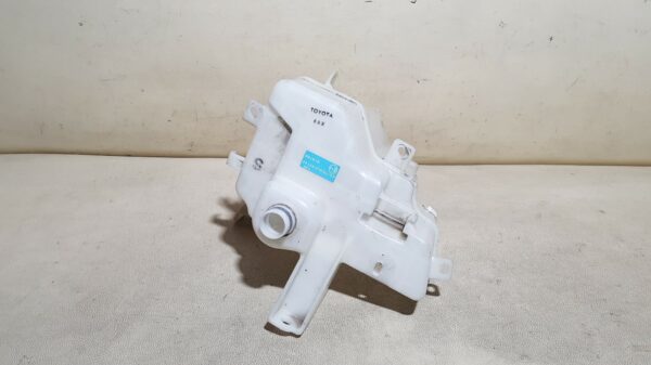 бачок стеклоомывателя TOYOTA RAV4 4, XA40 ZSA44 ( ТОЙОТА / РАВ4 ) - Image 3