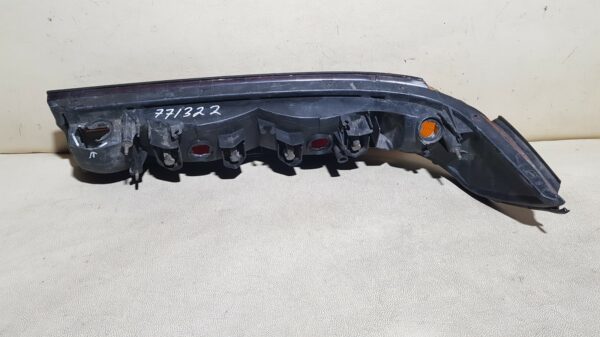 фонарь задний задний правый TOYOTA MARK II 7, X90 GX90 ( ТОЙОТА / МАРК 2 ) - Image 3