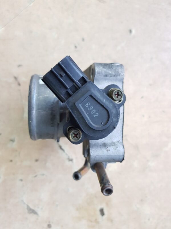 дроссельная заслонка MAZDA DEMIO 1, DW3W ( МАЗДА / 2 / ДВА / ДЕМИО / DEMIO ) - Image 4