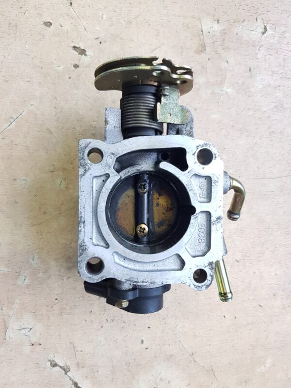 дроссельная заслонка MAZDA DEMIO 1, DW3W ( МАЗДА / 2 / ДВА / ДЕМИО / DEMIO ) - Image 3