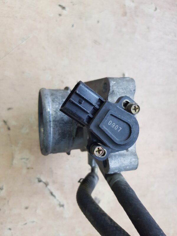 дроссельная заслонка MAZDA DEMIO 1, DW3W ( МАЗДА / 2 / ДВА / ДЕМИО / DEMIO ) - Image 4