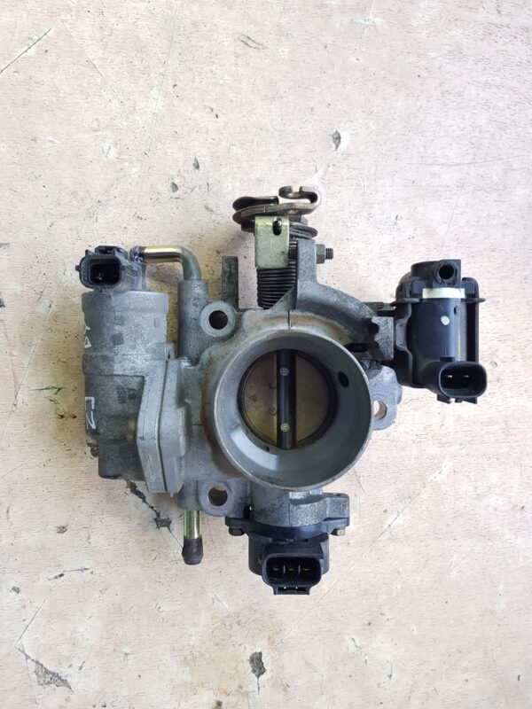 дроссельная заслонка MAZDA DEMIO 2, DY3W ( МАЗДА / 2 / ДВА / ДЕМИО / DEMIO ) - Image 2