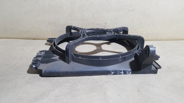 диффузор радиатора SUBARU LEGACY 3, BE BE5 BH5 ( СУБАРУ / ЛЕГАСИ ) - Image 3