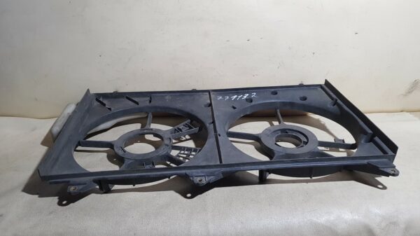 диффузор радиатора TOYOTA VOXY 1, R60 AZR60G ( ТОЙОТА / ВОКСИ ) - Image 4
