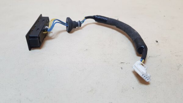 кнопка открывания багажника NISSAN X-TRAIL 3, T32 - Image 3