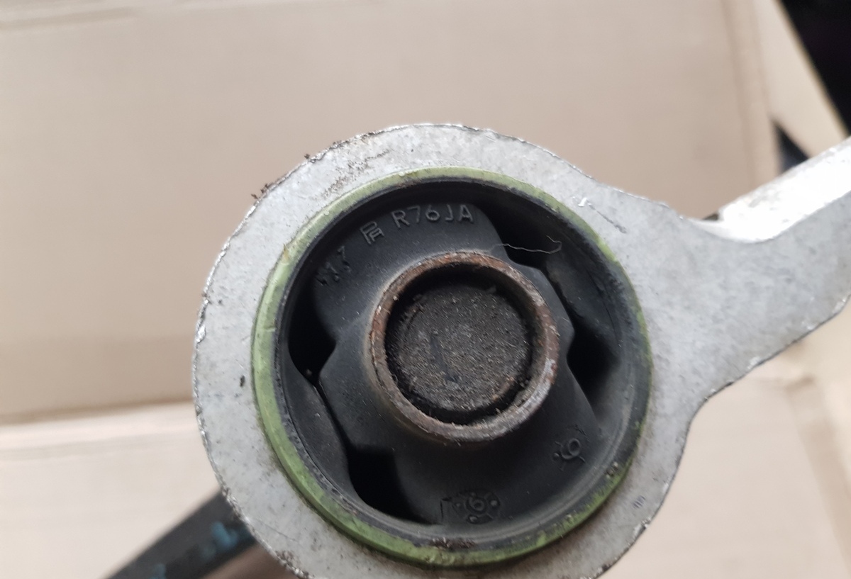 рычаг передний левый MAZDA DEMIO 2, DY3W - Image 4