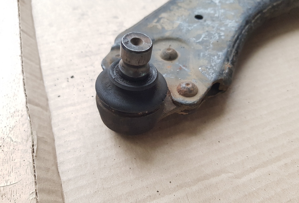рычаг передний левый MAZDA DEMIO 2, DY3W - Image 2