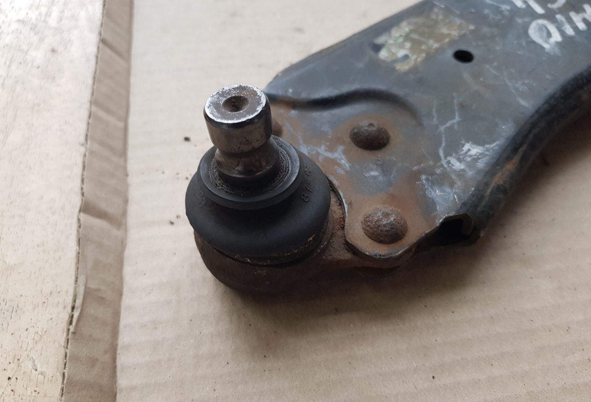 рычаг передний левый MAZDA DEMIO 2, DY3W - Image 2