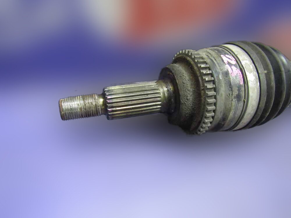 привод передний левый Mitsubishi Delica D2 MB15S - Image 3