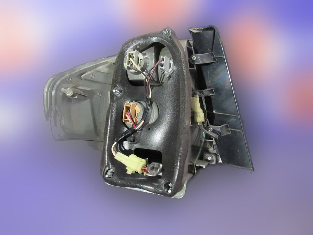 фонарь задний правый Subaru Legacy BL5 - Image 5