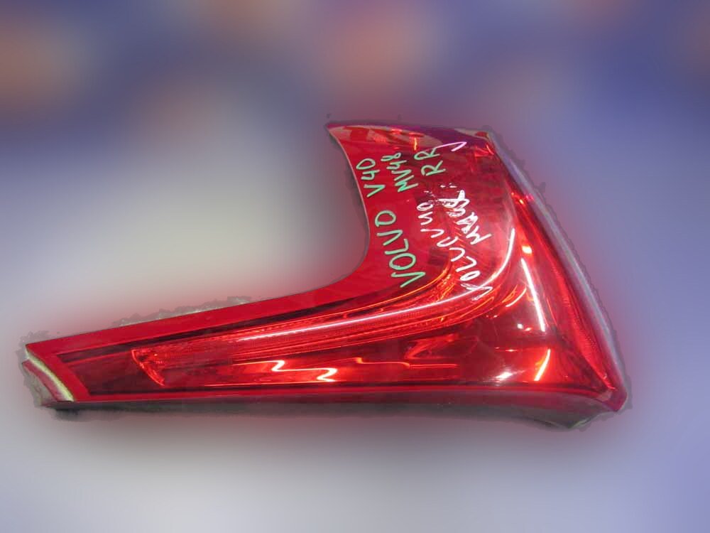 фонарь задний правый Volvo V40 MW48 - Image 4