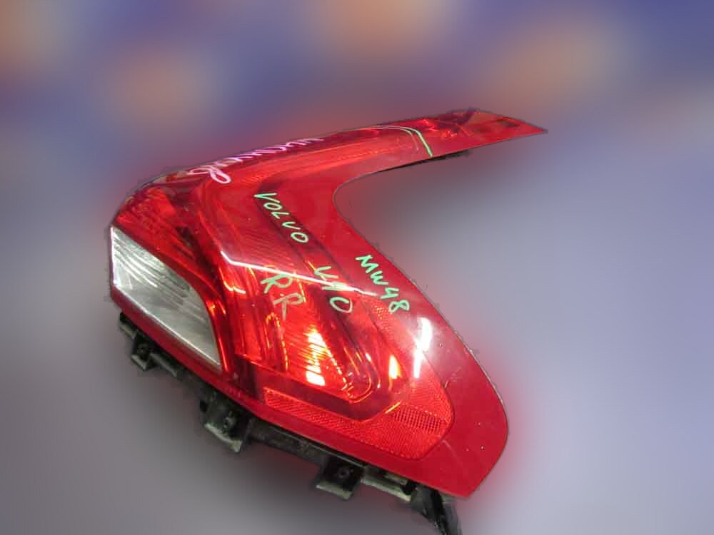 фонарь задний правый Volvo V40 MV - Image 7