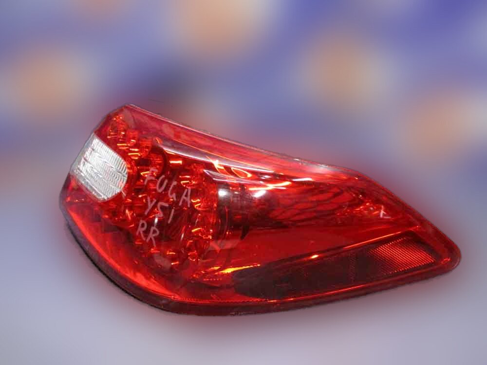 фонарь задний правый Nissan Fuga Y51 - Image 2