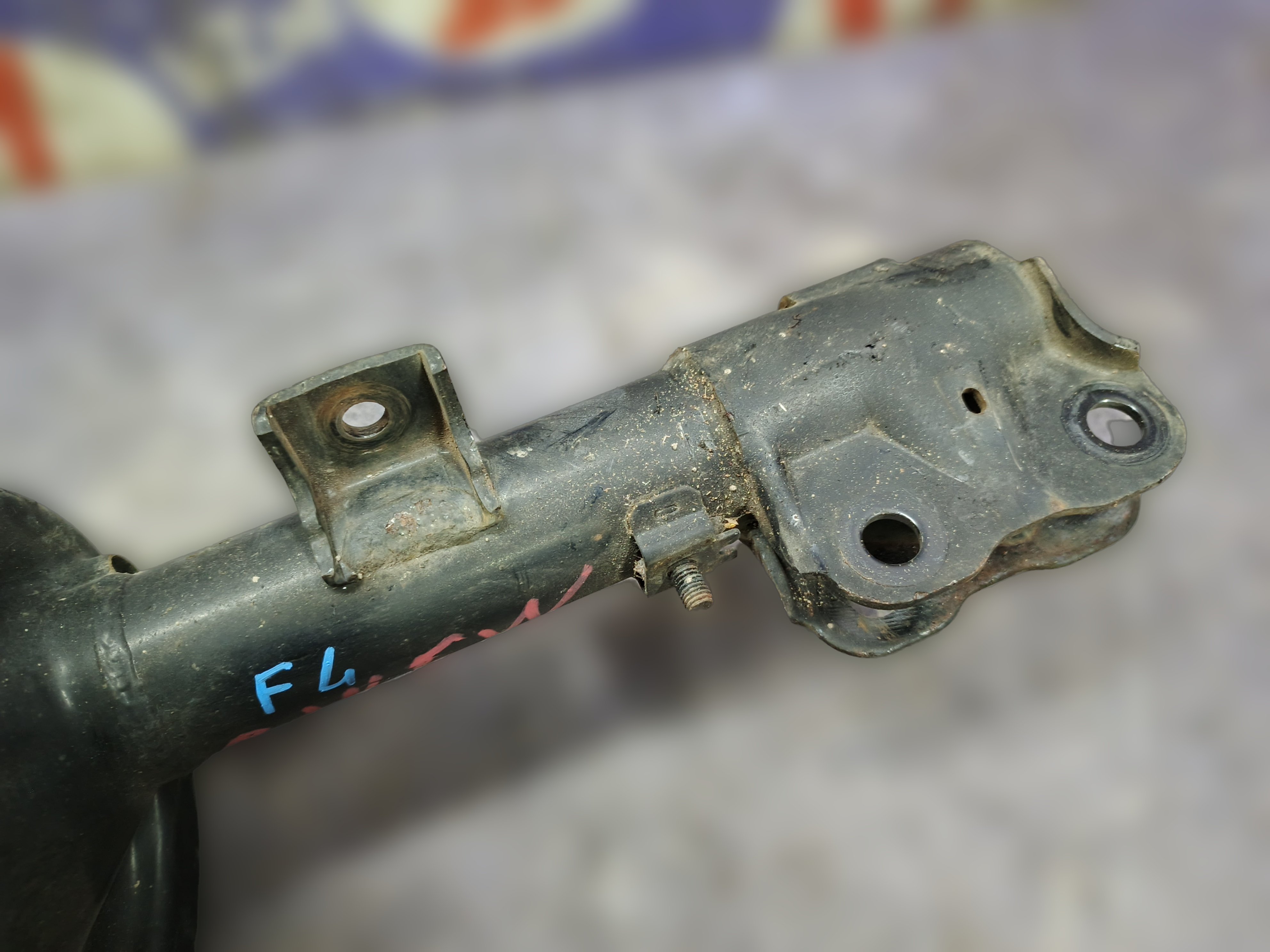 стойка подвески передний левый Mitsubishi Outlander CW5W - Image 2