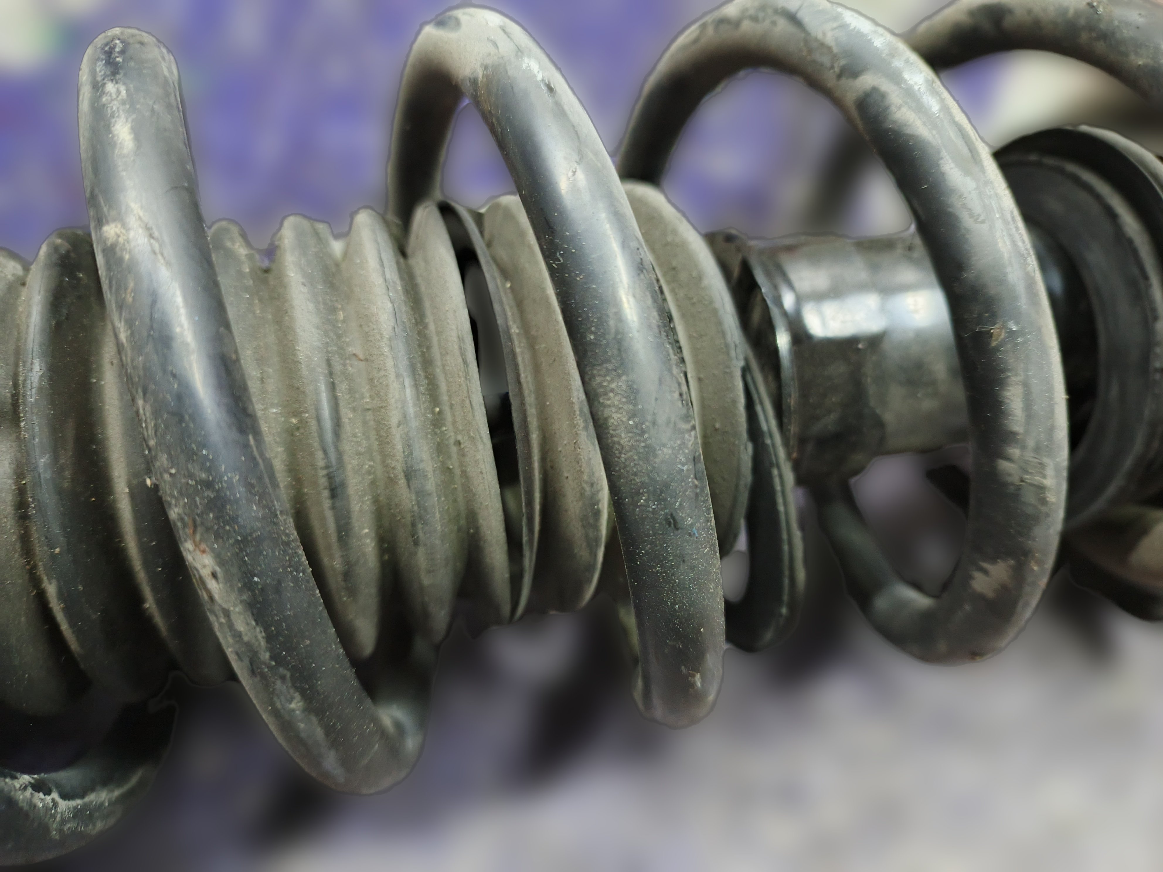 стойка подвески задний правый Nissan Fuga Y51 - Image 2