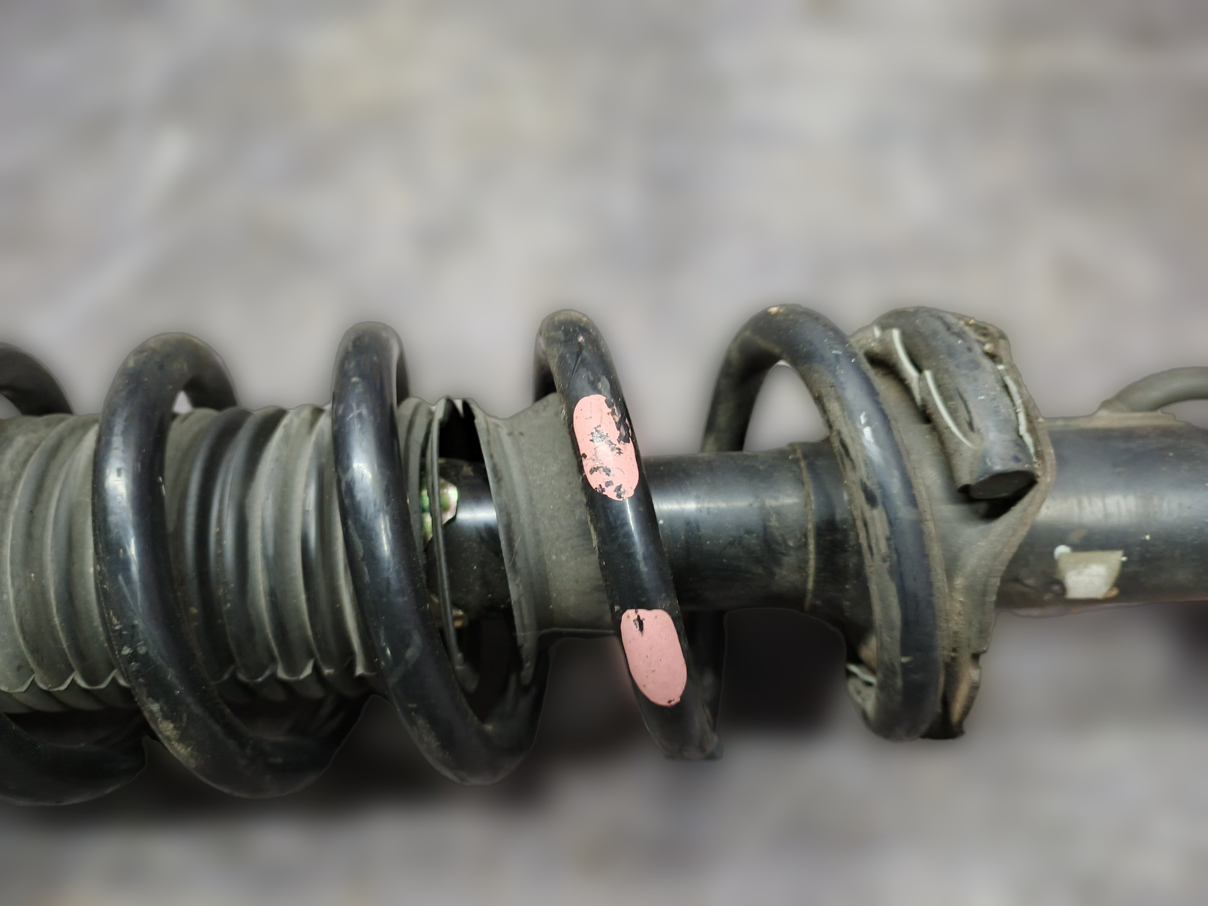 стойка подвески передний правый Nissan Skyline 11, V35 - Image 5