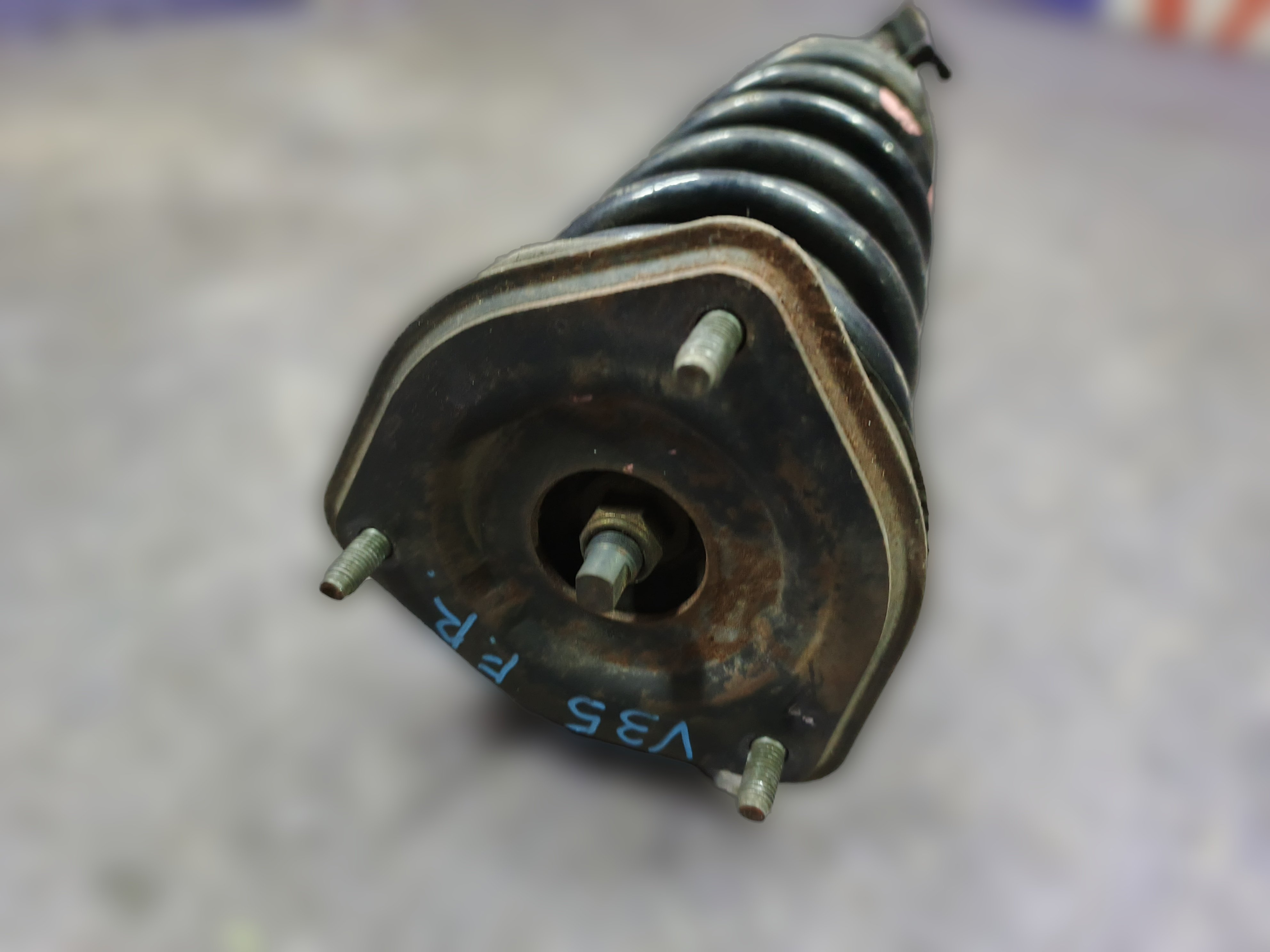 стойка подвески передний правый Nissan Skyline 11, V35 - Image 6