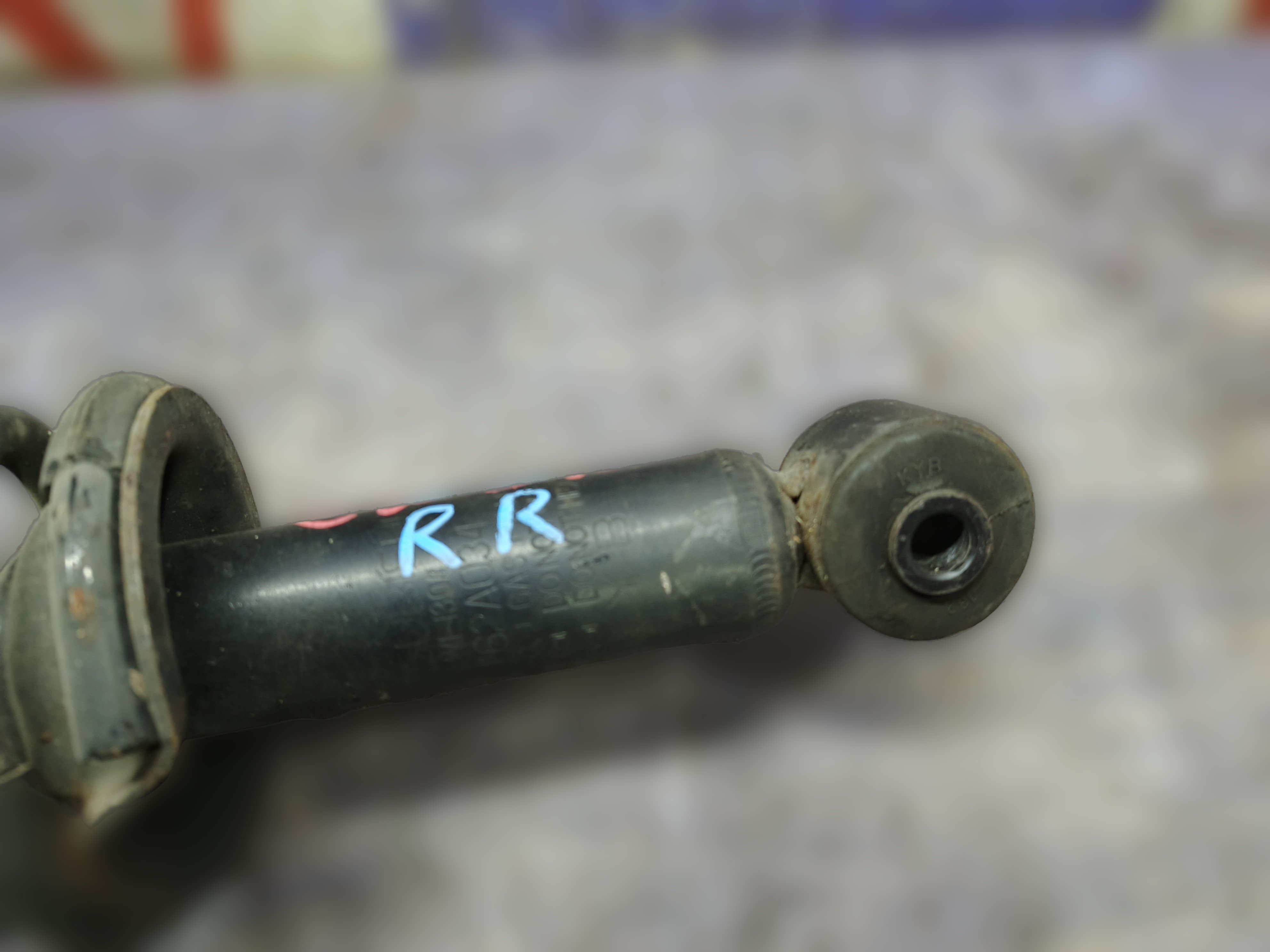 стойка подвески задний правый Mitsubishi Outlander CW5W - Image 3