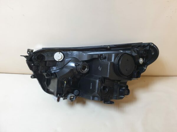фара правая Toyota RAV4 4, XA40 ZSA44 - Image 2